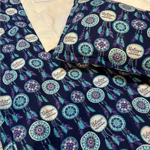 Girls flannel blanket & pillow with matching 18” girl doll blanket & pillow! - Picture 4 of 8